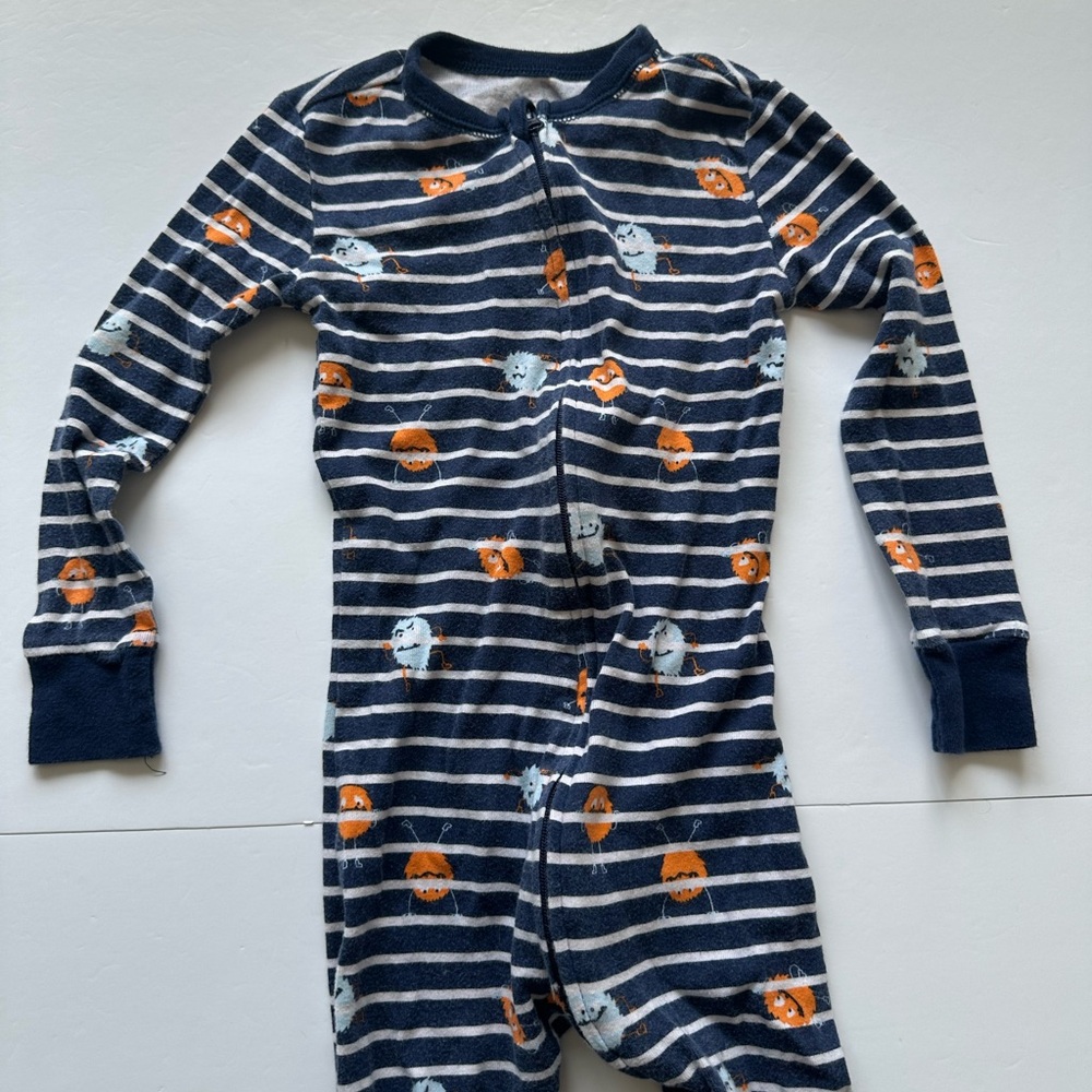10/20$ Striped Toddler Footed Sleeper/pyjama Cute Monster Print size 4T